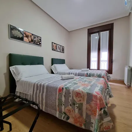 Loinaz Guest house *